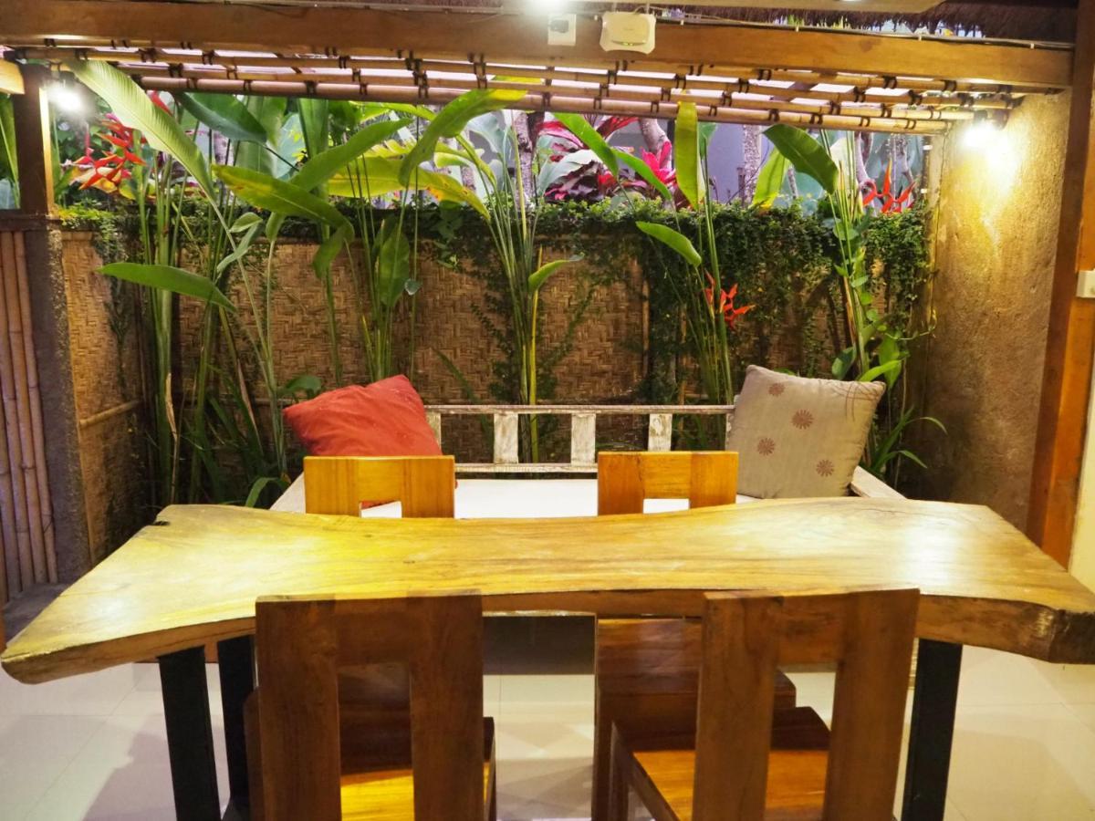 De Dalam Villa Ubud Ngoại thất bức ảnh