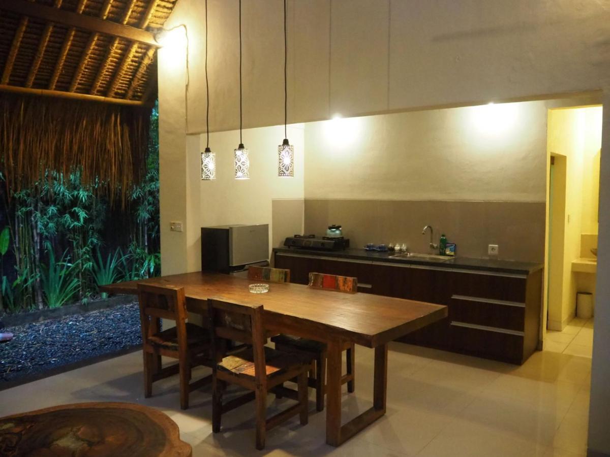 De Dalam Villa Ubud Ngoại thất bức ảnh