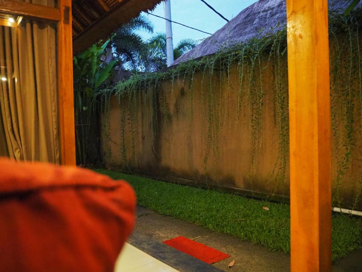 De Dalam Villa Ubud Ngoại thất bức ảnh